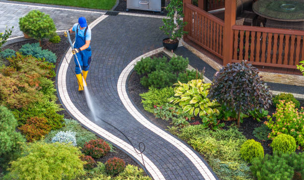 Pressure Washing Estimates in Peosta, IA