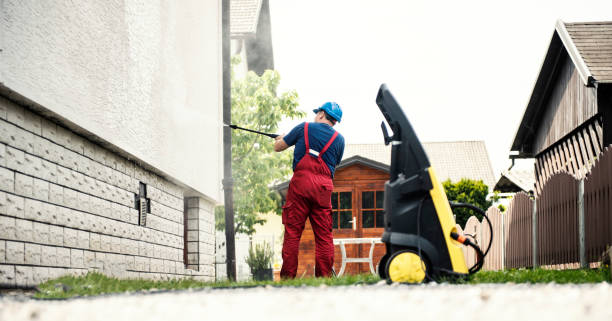 Best Concrete Pressure Washing  in Peosta, IA